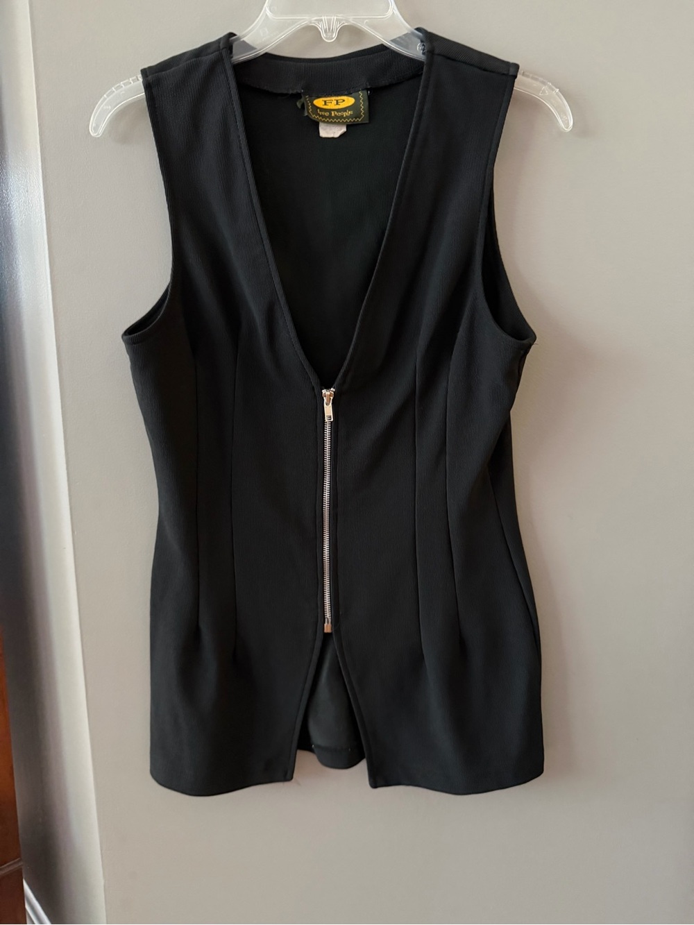 Vintage Free People Black Sleeveless Zip-Front Vest. Medium